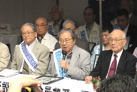 原爆症認定集団訴訟 厚労省前記者会見&座り込み