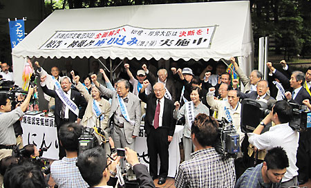 原爆症認定集団訴訟 厚労省前記者会見&座り込み